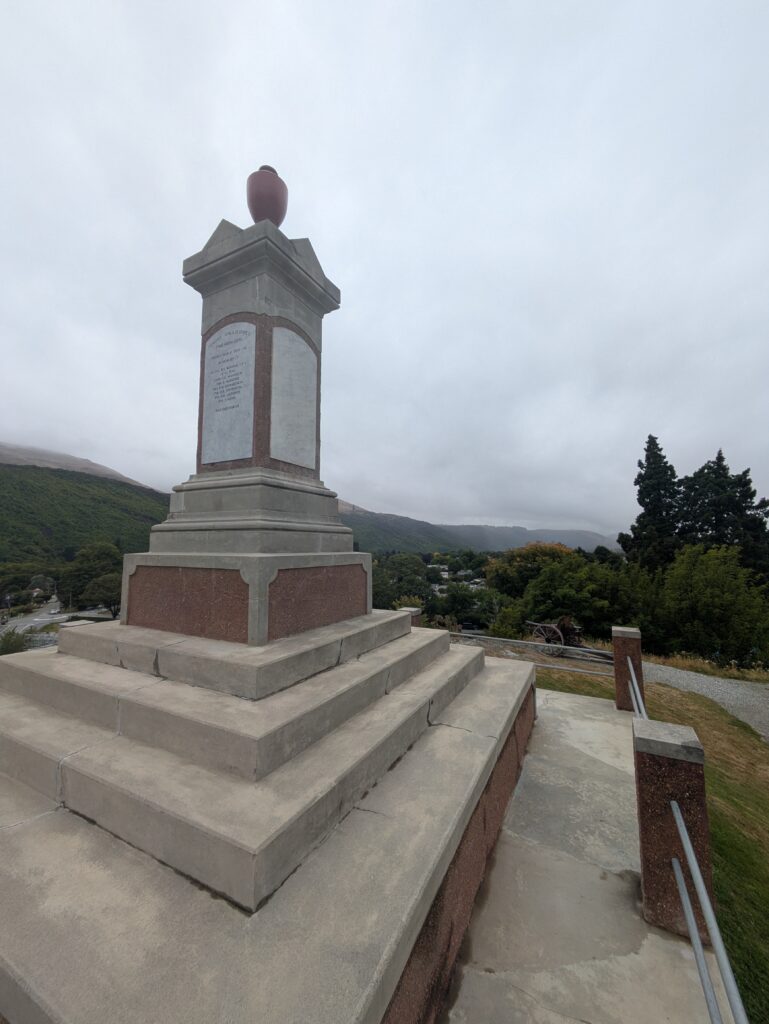 war memorial monument in Arrowtown